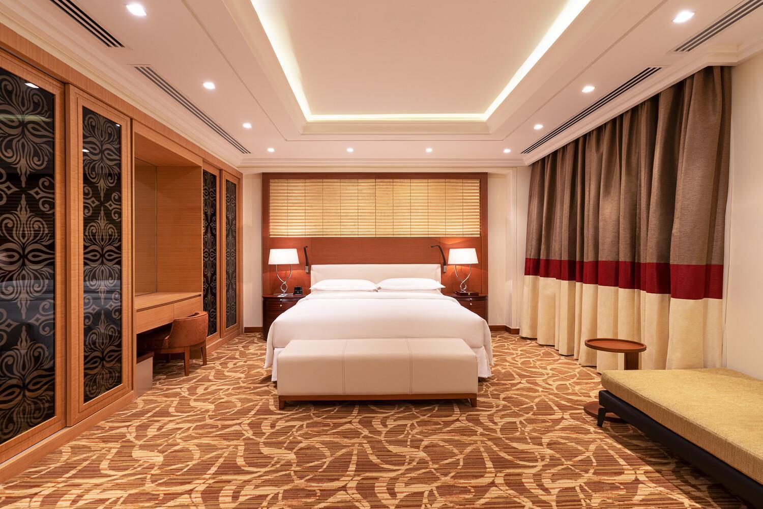 Sheraton Jeddah Hotel - Saudi Brothers Commercial Company Branch Екстер'єр фото A bedroom at the hotel